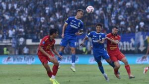 Persib dan Persija Pimpin Perombakan Skuad Super League 2026/2027, FIFA Bans Jadi Ancaman