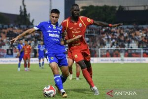 Reijnders Siap Pamer Kemampuan Saat Persib Tantang Bali United di Gianyar